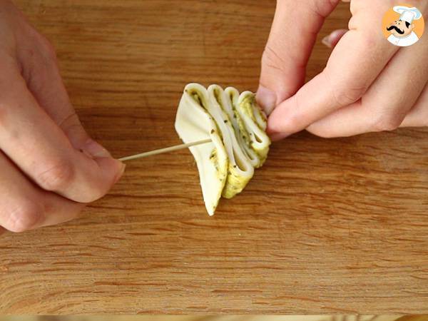 Sapins feuilletés au pesto pour l'apéritif de Noël - Préparation etape 4
