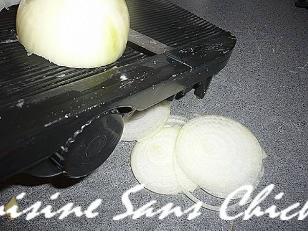 Tortilla de pommes de terre et oignons - Préparation etape 2