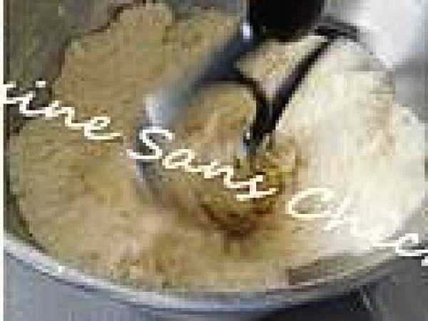 Dessert d'automne aux pommes, glaçage miroir caramel. - Préparation etape 2