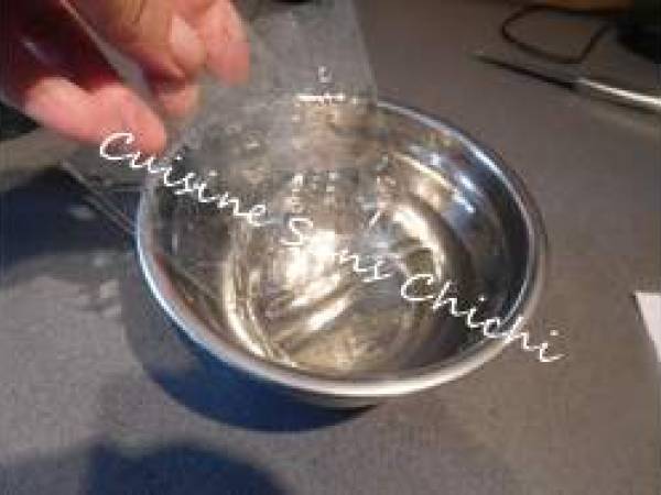 Dessert d'automne aux pommes, glaçage miroir caramel. - Préparation etape 12