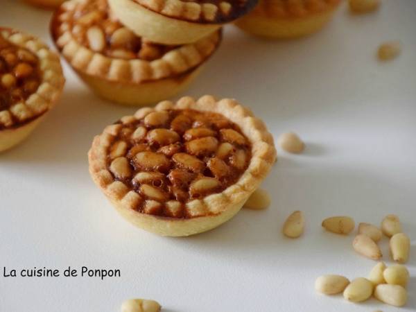 Pignoli ou mini tartelettes aux pignons - Préparation etape 1