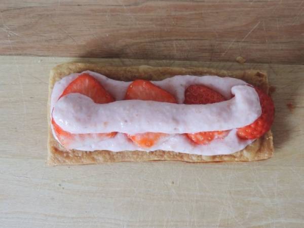Millefeuille tout fraise - Préparation etape 4