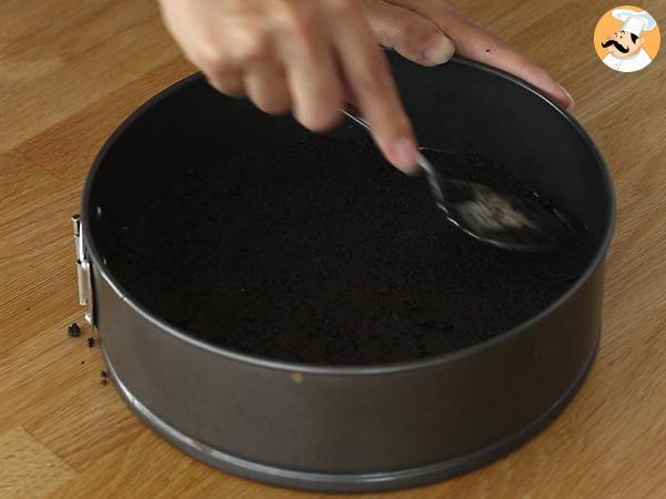 Brownie au beurre de cacahuète et biscuits Oréo - Préparation etape 2