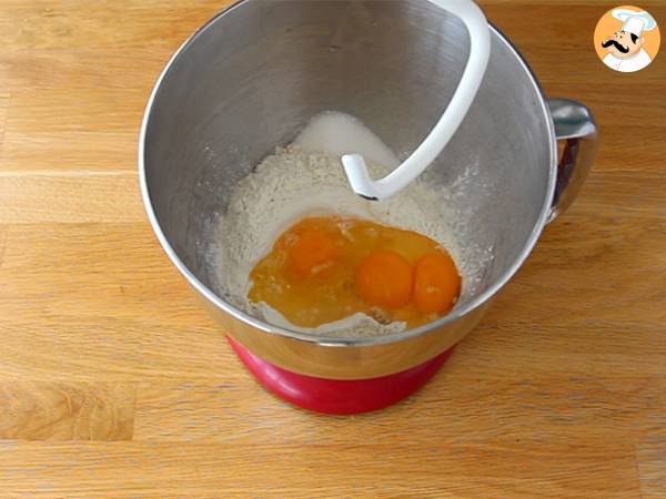 Tarte tropézienne expliquée pas à pas - Préparation etape 1