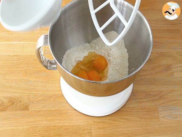 Tarte briochée aux prunes - Préparation etape 1