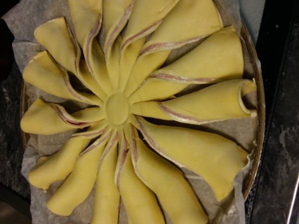 Tarte soleil de fête aux escargots - Préparation etape 1