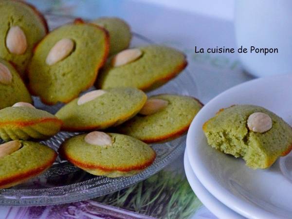 Visitandine parfumée au thé matcha et yuzu - Préparation etape 1