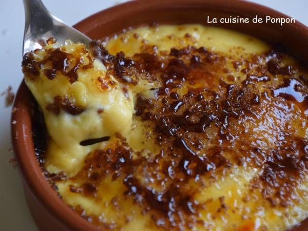 Crème catalane parfumée à la cannelle et au citron - Préparation etape 1