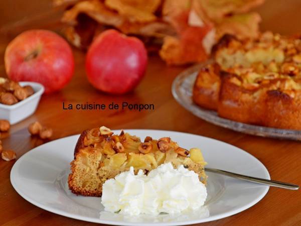 Gâteau aux pommes flambées et noisettes - Préparation etape 5