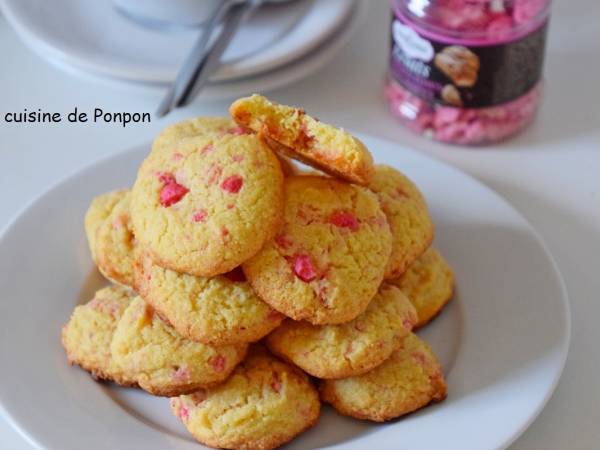 Cookies aux pralines toutes roses - Préparation etape 5
