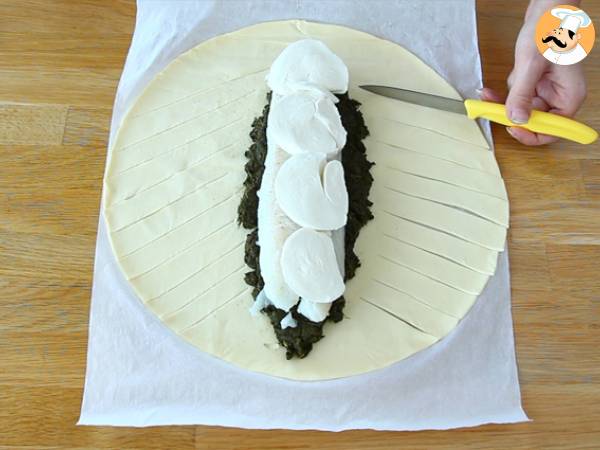 Poisson en croûte feuilletée aux épinards et fromage mozzarella - Préparation etape 2