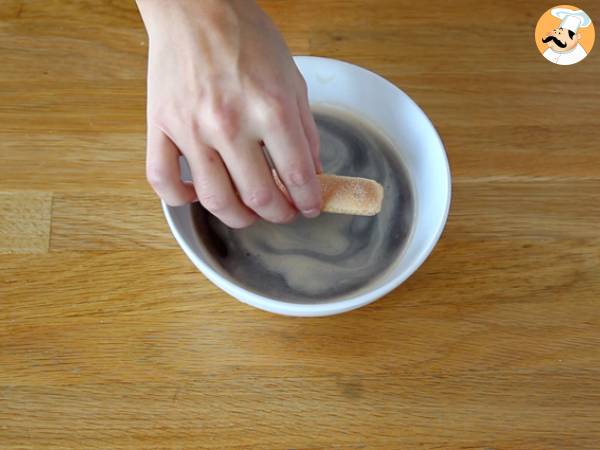 Bûche Tiramisu (expliquée pas à pas) - Préparation etape 4