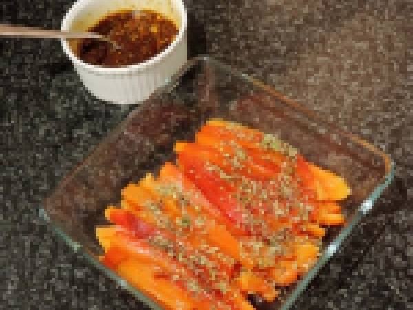 Poivron mariné à l'huile d'olive, ail et origan - Préparation etape 3