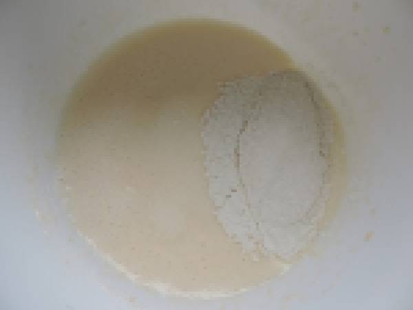 Fondant aux bananes et pépites de chocolat - Préparation etape 1