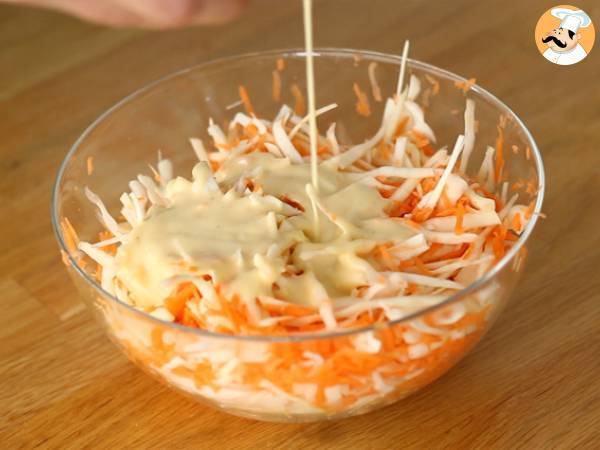Coleslaw à l'américaine (salade de chou et carotte) - Préparation etape 4