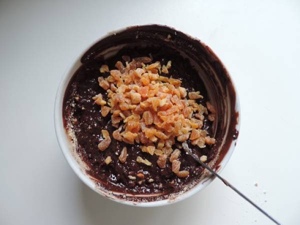 Truffe au chocolat et aux pépites d'abricot - Préparation etape 3