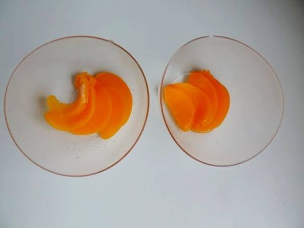 Pêche au thon au coulis de tomate - Préparation etape 1