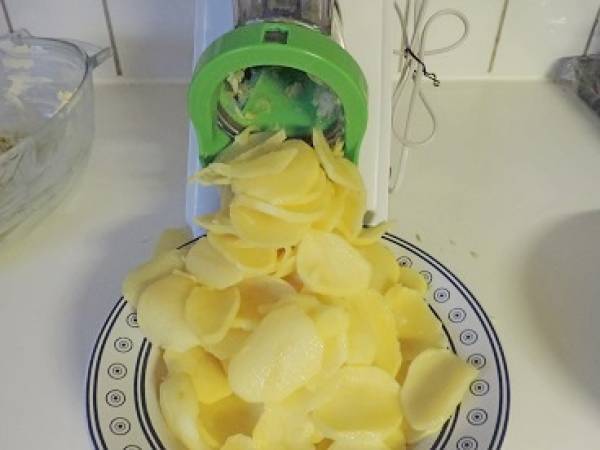 Gratin de pommes de terre et fenouil - Préparation etape 1