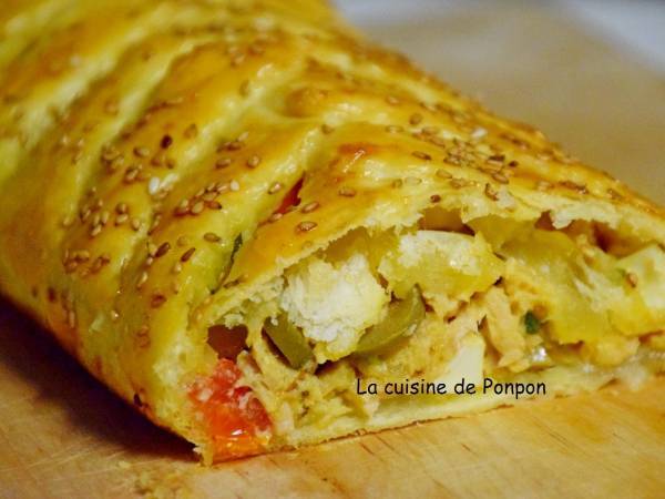 Feuilleté tressé au thon, olives et épices - Préparation etape 4