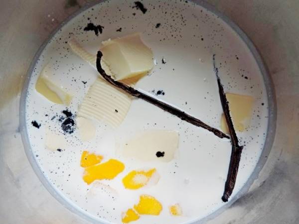 Le pastizzu: Le dessert corse à base de pain rassis - Préparation etape 1