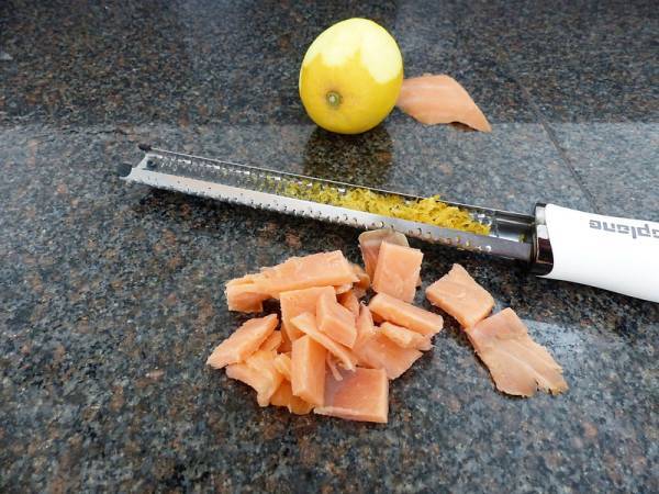 Panna cotta au saumon fumé pour l'apéritif - Préparation etape 1