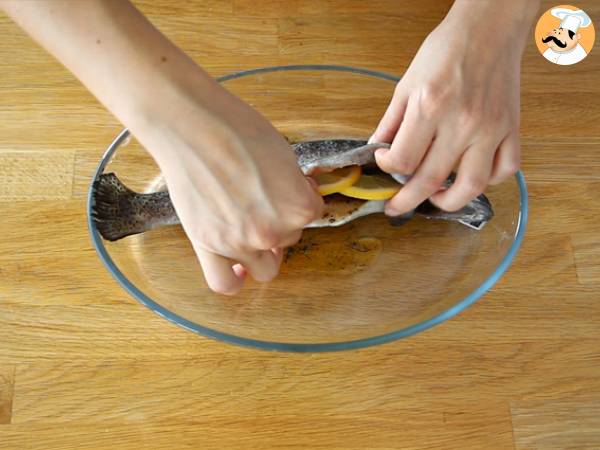 Truite au four thym et huile d'olive - Préparation etape 3