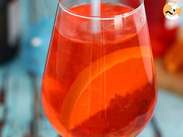 Spritz, le célèbre cocktail italien à l'Aperol - Préparation etape 4