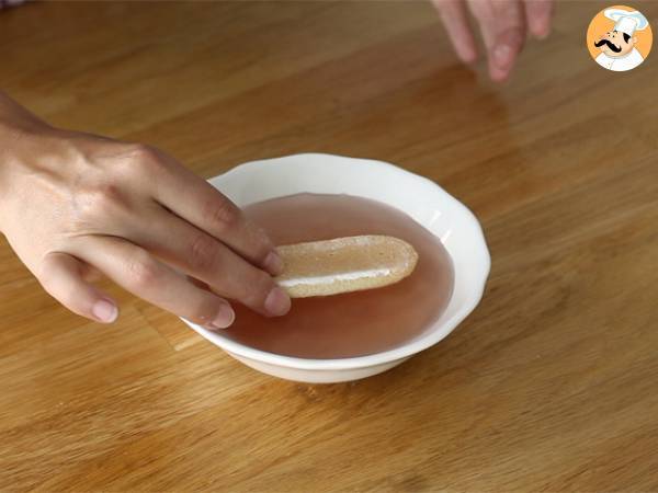 Tiramisu aux framboises simple et rapide - Préparation etape 1