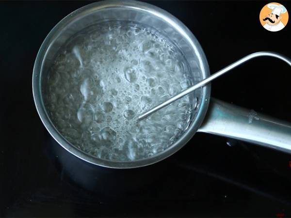 Nougat glacé (la recette en détails et en vidéo) - Préparation etape 1