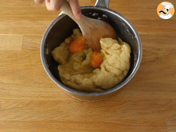 Saint Honoré, la recette expliquée pas à pas et en vidéo - Préparation etape 2