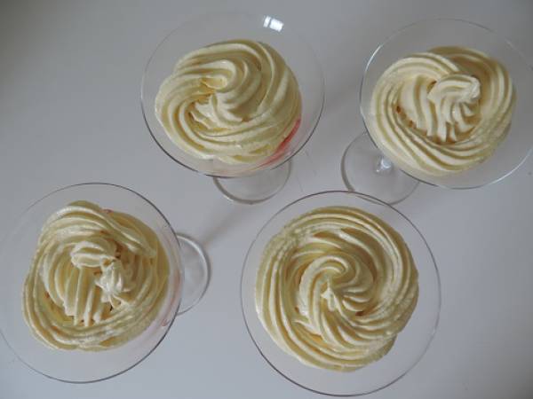 Crème mascarpone et fraises - Préparation etape 3