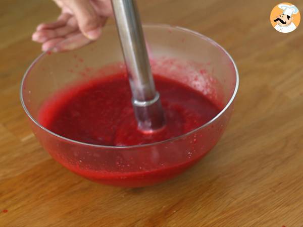 Bûche à la mangue et à la framboise - Préparation etape 2