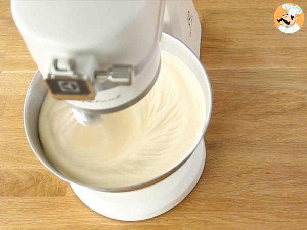 Bûche à la mangue et à la framboise - Préparation etape 4