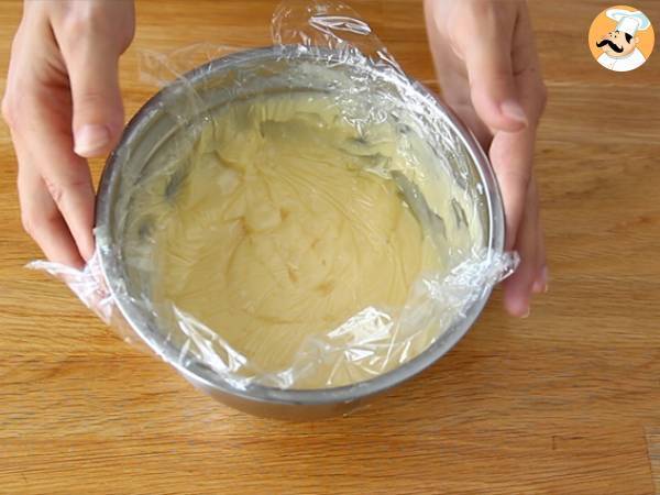 Éclairs à la crème de pistache et aux framboises - Préparation etape 4
