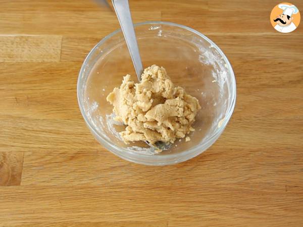 Éclairs à la crème de pistache et aux framboises - Préparation etape 5