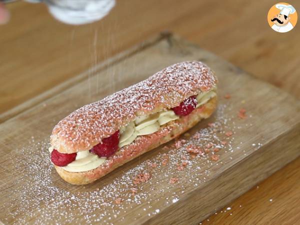 Éclairs à la crème de pistache et aux framboises - Préparation etape 17