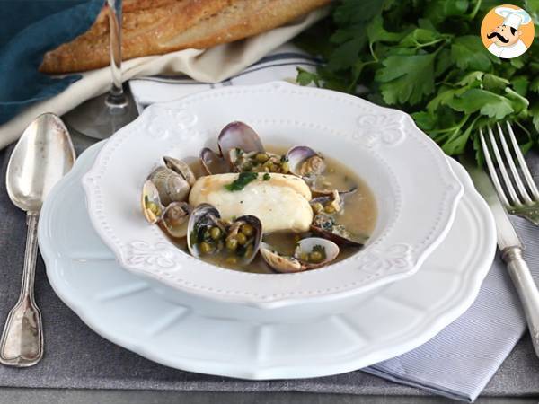 Merlu à l'étouffée, palourdes et petits pois - Préparation etape 5