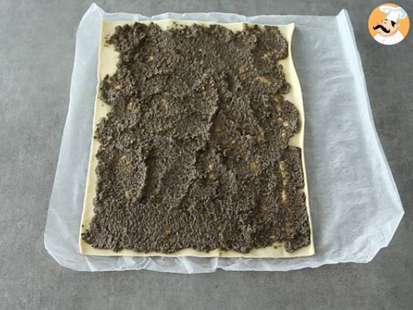Sapin feuilleté à la tapenade maison - Préparation etape 3