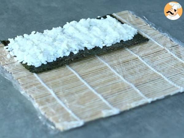 Makis au saumon fumé et avocat - Préparation etape 6