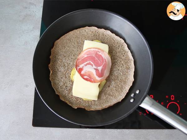 Galette de sarrasin à la raclette - Préparation etape 2