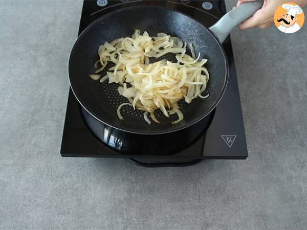 Galette au fromage de chèvre et aux épinards - Préparation etape 1