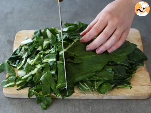 Tarte aux blettes et fromage râpé - Préparation etape 1