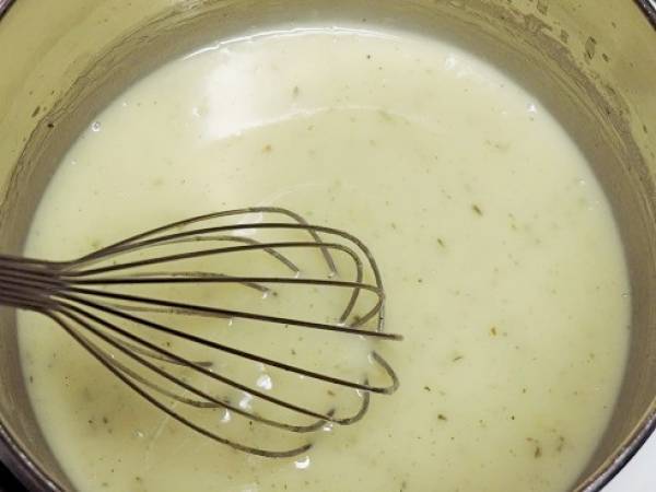 Vol au vent aux restes de poulet et champignons des bois - Préparation etape 2