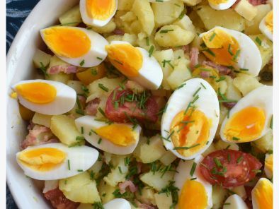 Salade de pommes de terre oeufs et lardons - Préparation etape 2