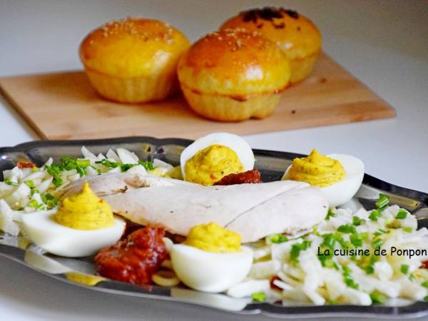 Salade de fenouil aux tomates séchées, oeufs durs farcis et filet de pintade - Préparation etape 3