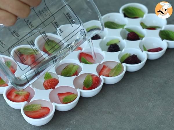 Glaçons aux fruits rouges et à la menthe - Préparation etape 2