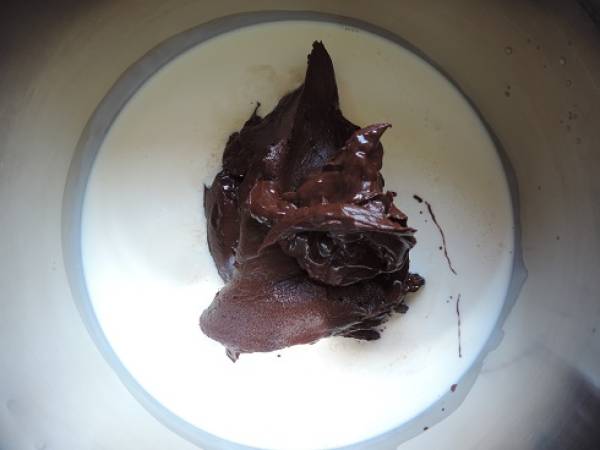 Fondant au chocolat sans cuisson - Préparation etape 1