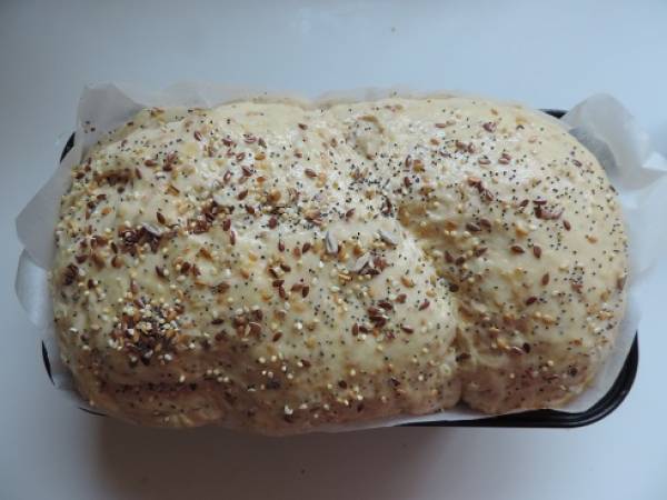 Pain au lait, aux graines de lin et linette, sans beurre - Préparation etape 3