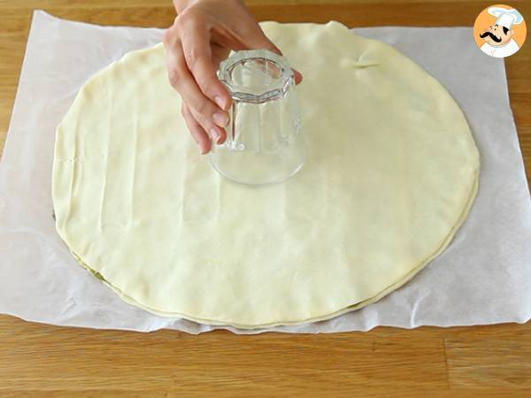 Soleil feuilleté au pesto - Préparation etape 2