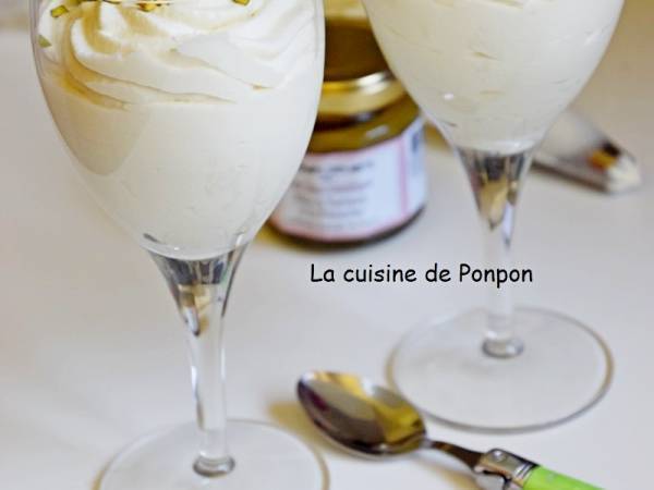 Mousse à la crème de pistache et blancs d'oeufs - Préparation etape 3